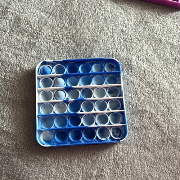 Pop it’s - Picture 9 of 11